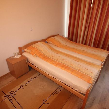Rooms Zebax SJJ Buitenkant foto
