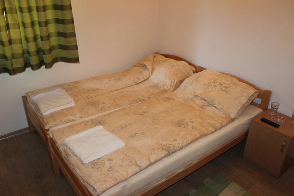 Rooms Zebax SJJ Buitenkant foto