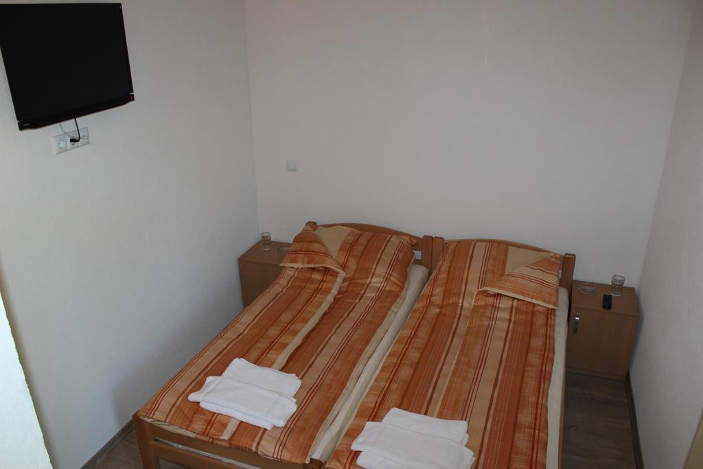 Rooms Zebax SJJ Buitenkant foto
