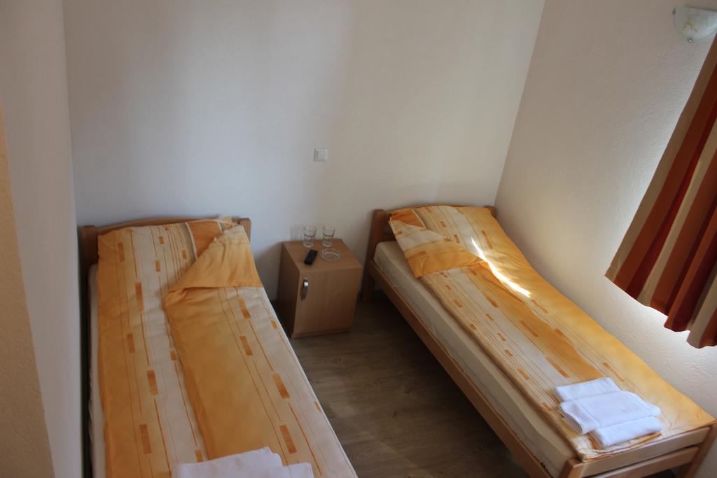 Rooms Zebax SJJ Buitenkant foto