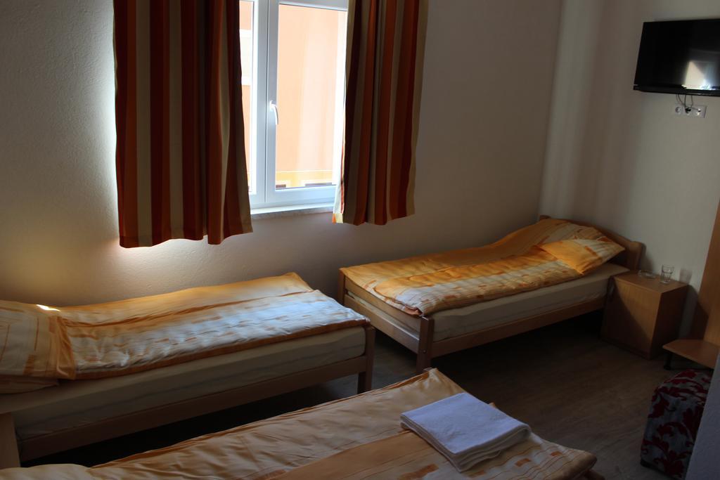 Rooms Zebax SJJ Buitenkant foto