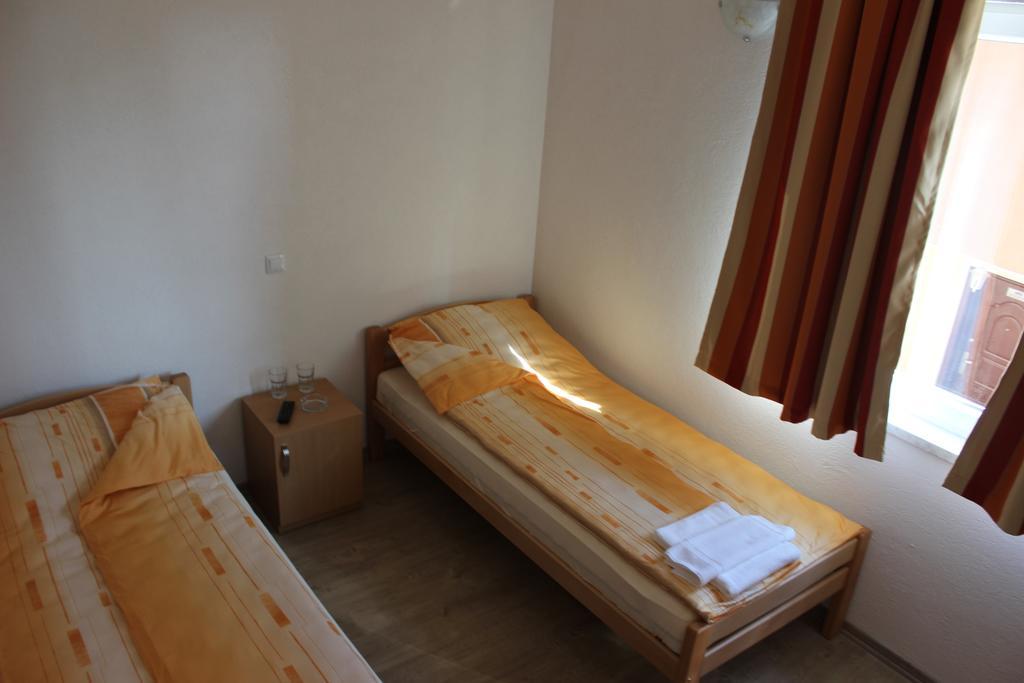 Rooms Zebax SJJ Buitenkant foto