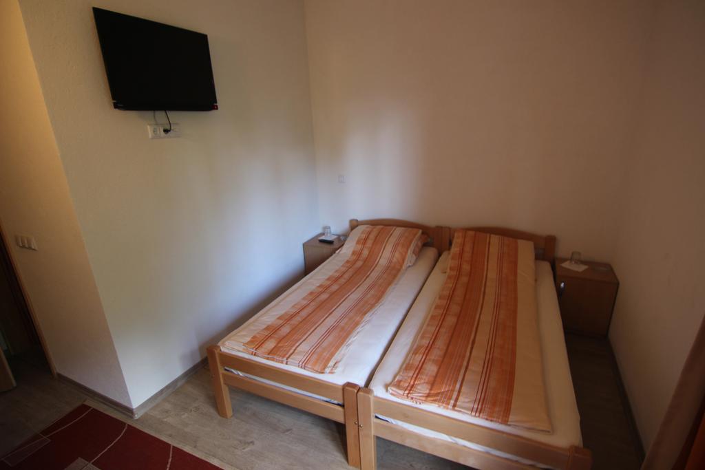 Rooms Zebax SJJ Buitenkant foto
